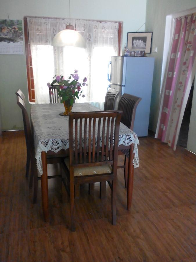 Appartamento Jayawimana Kandy Esterno foto